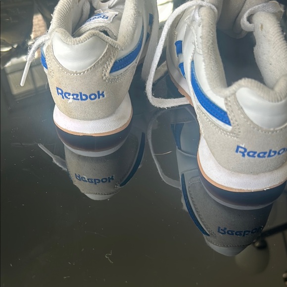 Reebok Kids Shoes - White and Blue - Picture 3 of 4